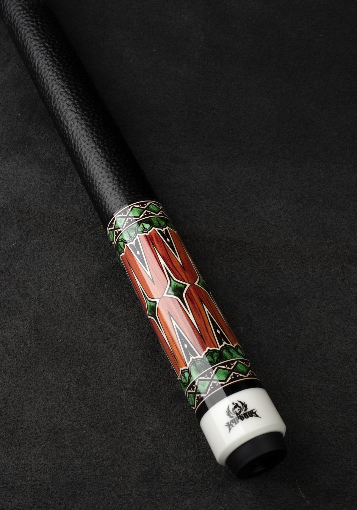 Iguarous Carbon Pool Cue, Hard Maple Cue Butt, Genuine Leather Wrap