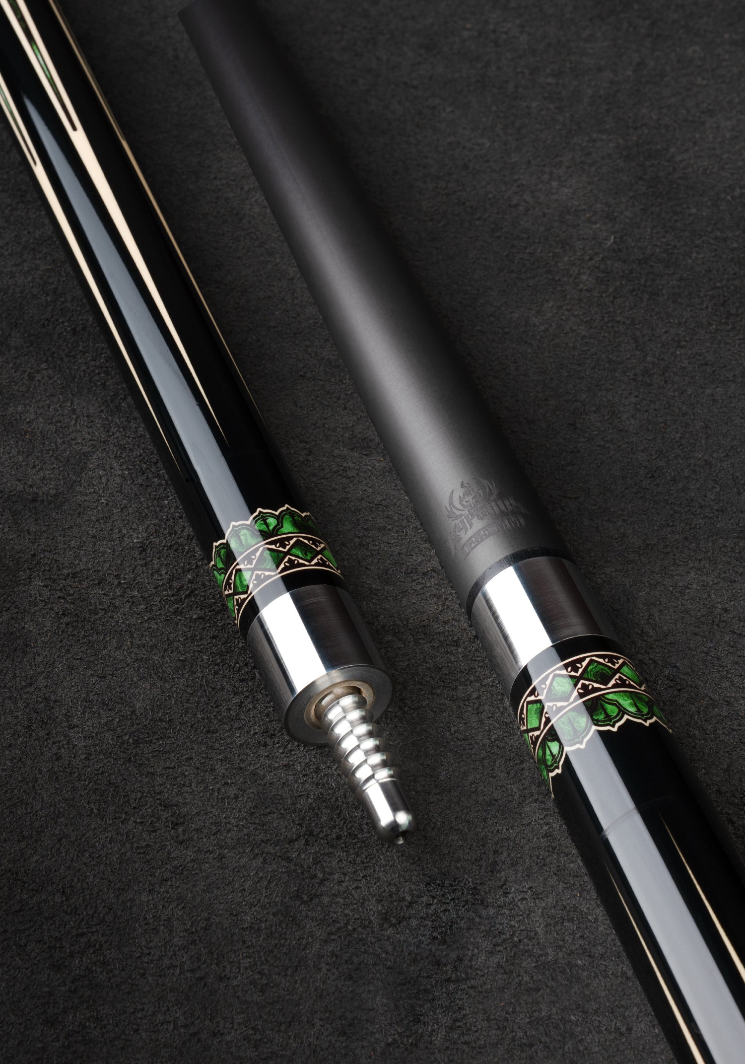 Iguarous Carbon Pool Cue, Hard Maple Cue Butt, Genuine Leather Wrap