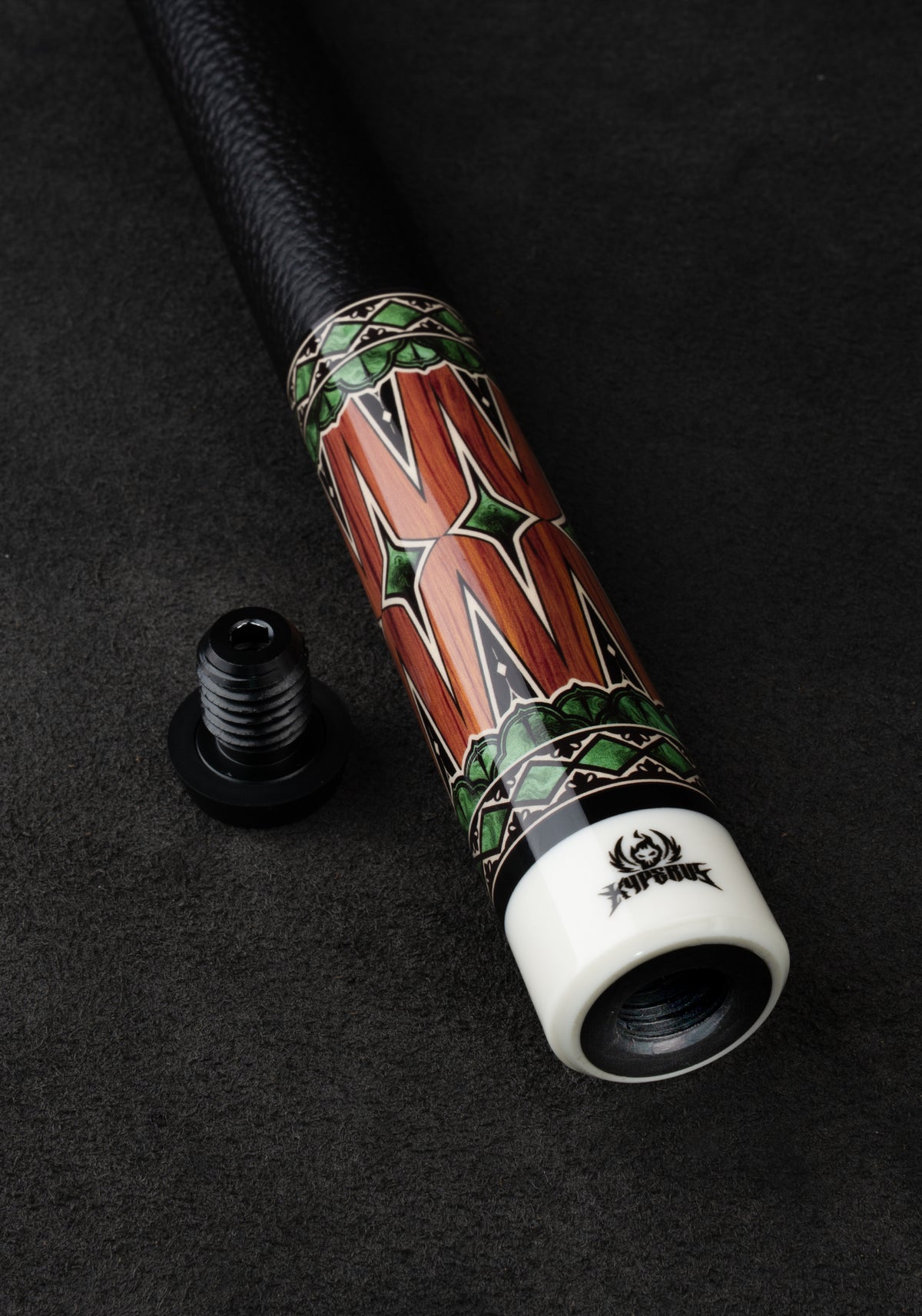 Iguarous Carbon Pool Cue, Hard Maple Cue Butt, Genuine Leather Wrap